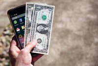 The Future of In-App Purchases and Mobile Commerce The Future of In-App Purchases and Mobile Commerce